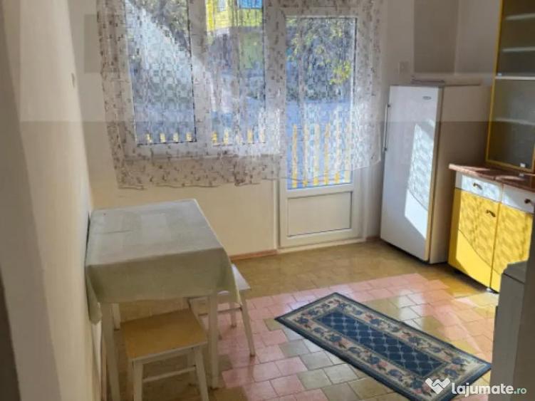 Vila in zona linistita, pe o strada inchisa perfecta pentru - 5