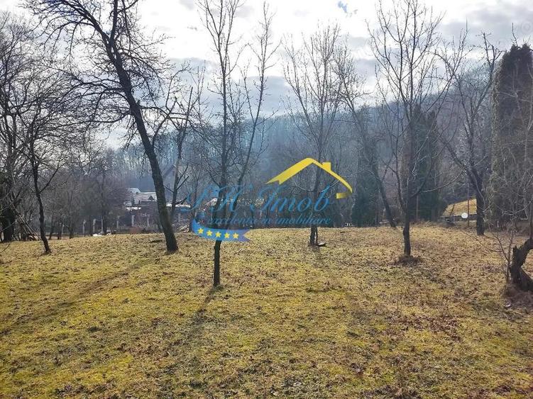 Teren intravilan de vanzare, Breaza Prahova - 1