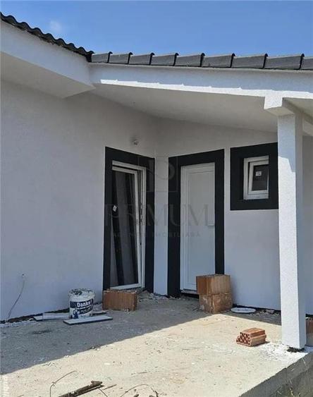 Duplex pe plan - personalizare interioara - zona linistita - 2