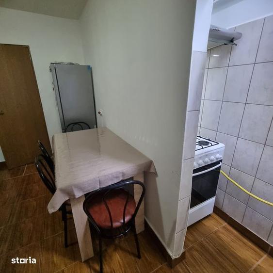 Inchiriez apartament 2 camere decomandat, Mioveni - 6
