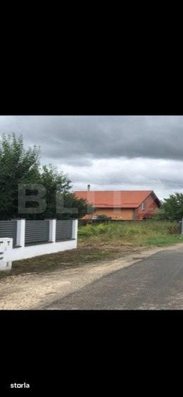 Teren de 2000 mp, în Stupini