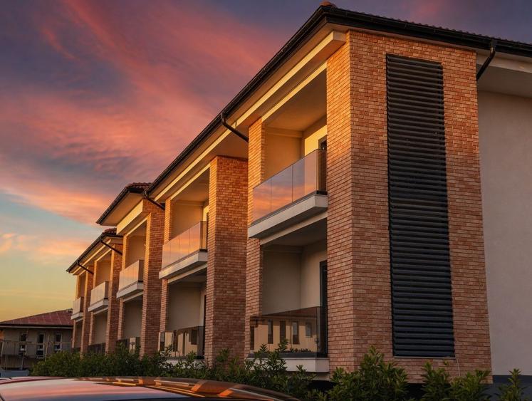 Ansamblu  ESQ Village   Releveu Ap cu 2 camere, parter + curte proprie, Tip 3, E - 11