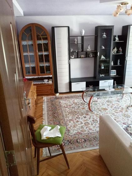 DE VANZARE apartament zona stadion 1 - 3