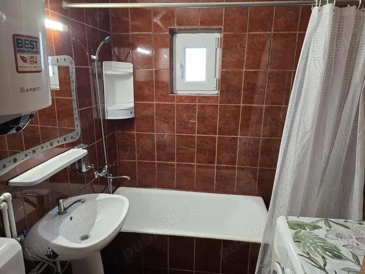 Vand apartament 2 camere - 1