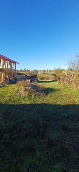 Vand teren la Sarbatoarea - 1