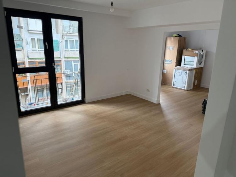 Apartament 3 camere Piata Unirii, renovare premium,5 min metrou - 2