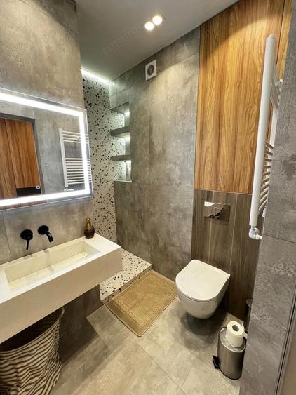 De inchiriat apartament cu o camera in Piata 700 - 2