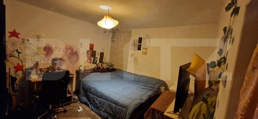 ROMANESTI, casa modesta, 651 mp teren, zona foarte buna - 3