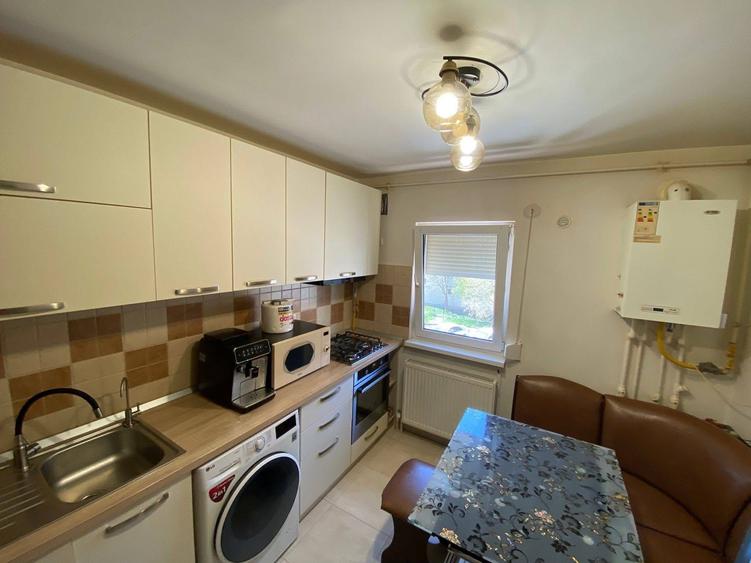 Apartament 3 camere - 1