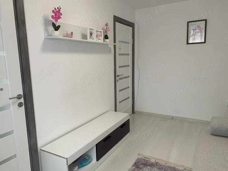 Inchiriez Garsoniera de taberei - 4