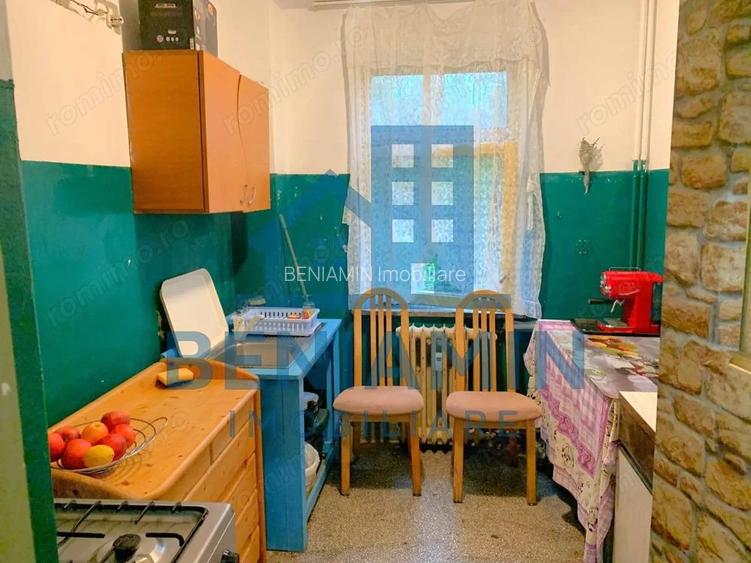 Apartament 2 camere Brazda lui Novac etaj 3 teava de gaze 50mp
