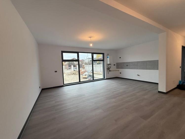 Casa parter, 379 MP teren, 84,4 MP utili, Craiova, cartier Brestei - 2