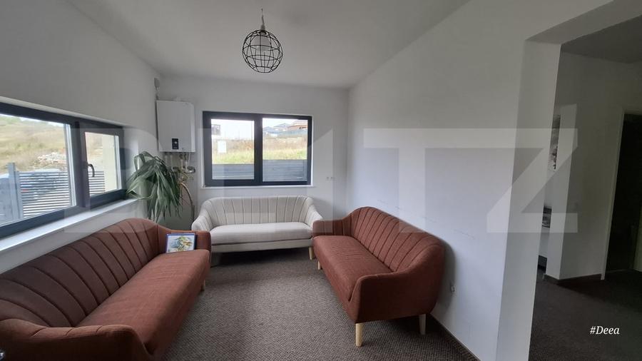 Duplex cu 4 camere cu Canalizare în Dezmir