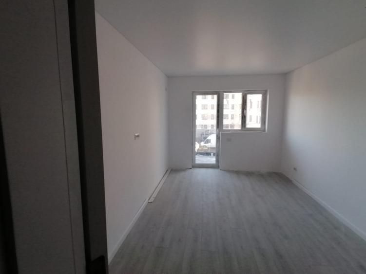 Apartament cu 2 camere decomandat în P-ța Alba Iulia - 2
