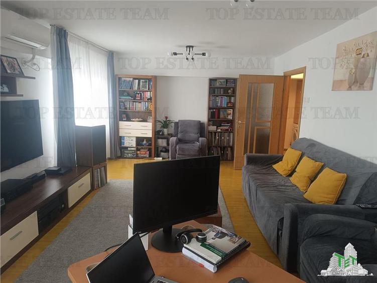 Vanzare apartament generos de 3 camere Turda- vedere spre parcul Regina Maria - 2