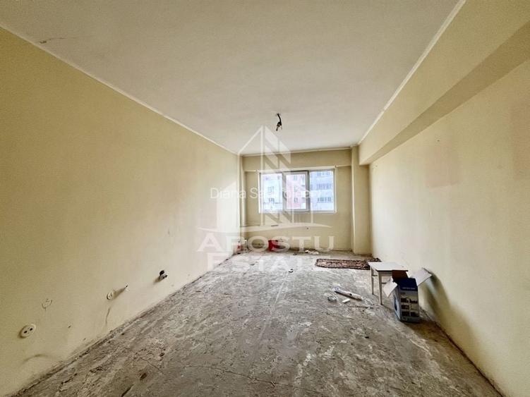 Apartament cu 4 camere decomandat în Simion Bărnuțiu Apartament cu 4 camere decomandat în Simion Bărnuțiu