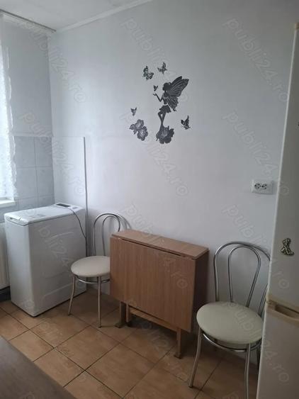 Inchiriez apartament 2 cam - 25