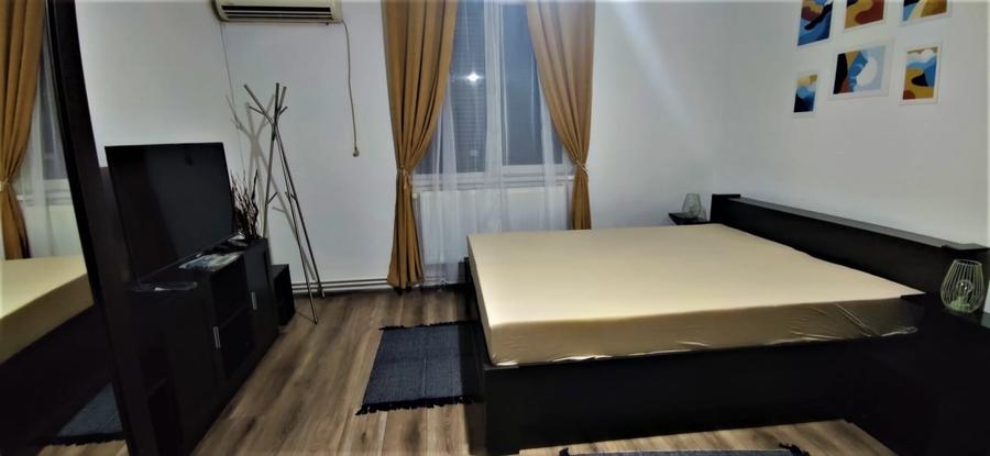 VAND APARTAMENT  DOUA CAMERE CU INTRĂRI SEPARATE - 5