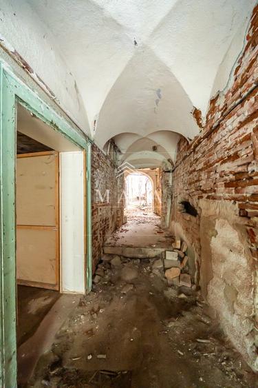 Casă cu 9 camere și curte interioară – Centru Istoric Sibiu - 3