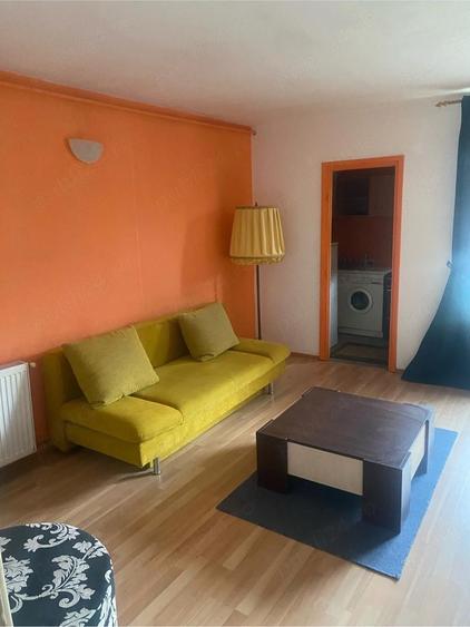 Garsoniera de in chiriat - 1