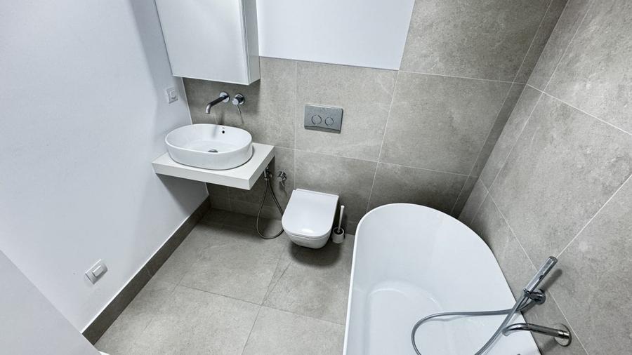 De inchiriere 2 camere cu gradina in Amber Forest - 13