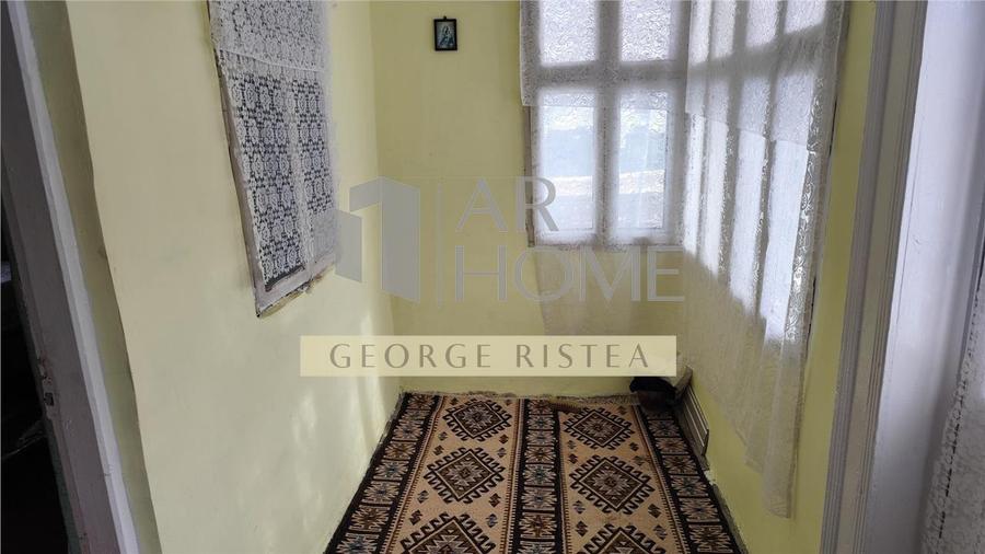 Teren 3310 mp + Casa Batraneasca Bobolia - 4