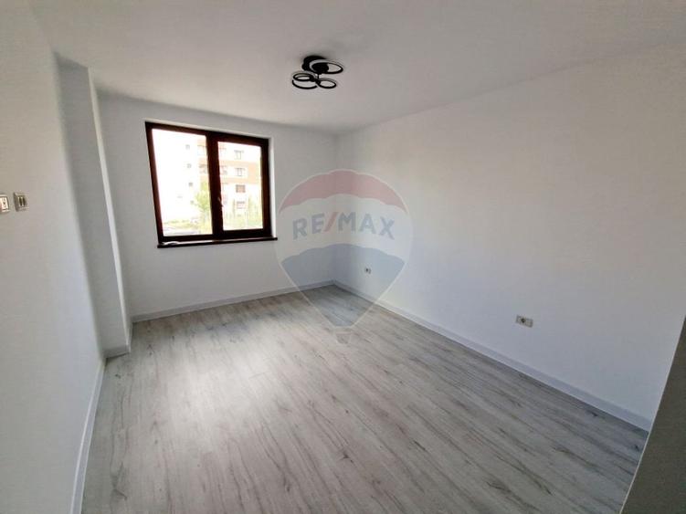 Apartament nou, 2 camere cu balcon - 19
