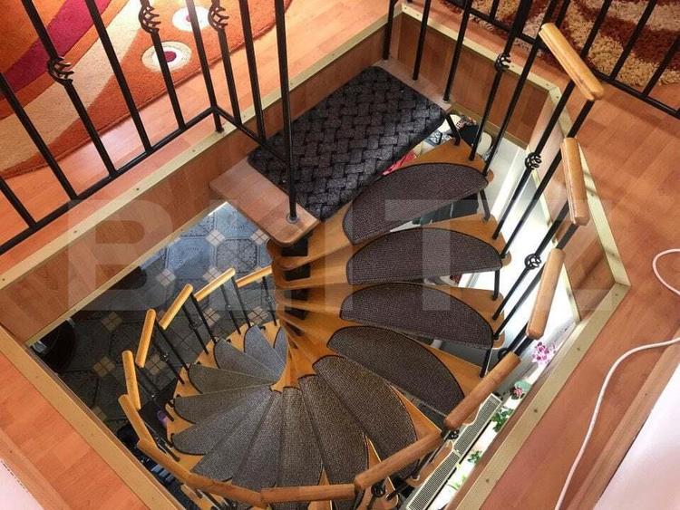 Casa de vanzare, cu 4 camere, 190 mp, zona Codri?or, Bistri?a - 2