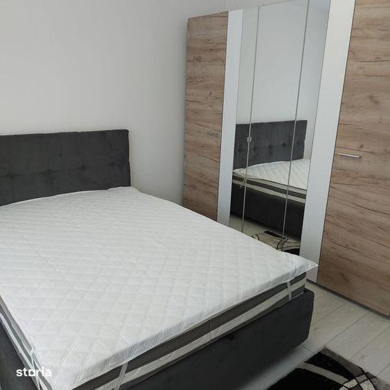 Inchiriez apartament cu 2 camere,decomandat - 1