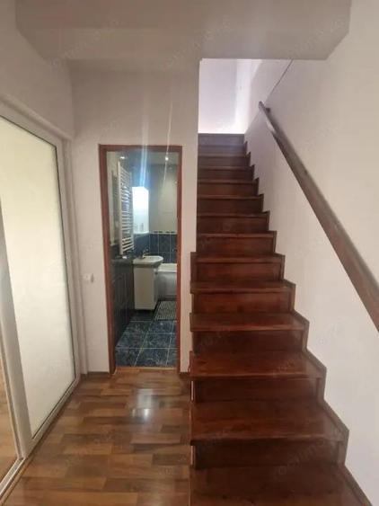 Apartament de vanzare 2 camere decomandat Et 4 Zona Centrala Rm Valcea - 5