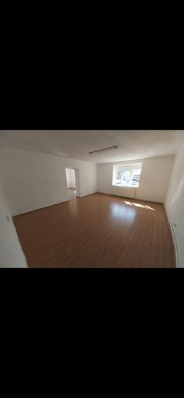 Inchiriez spatiu comercial - 6