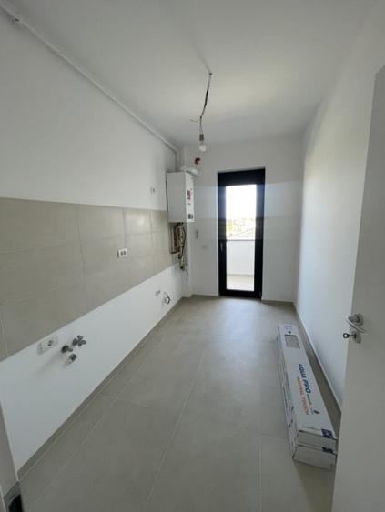 3 camere, Bucatarie separata, Bloc superb - 2