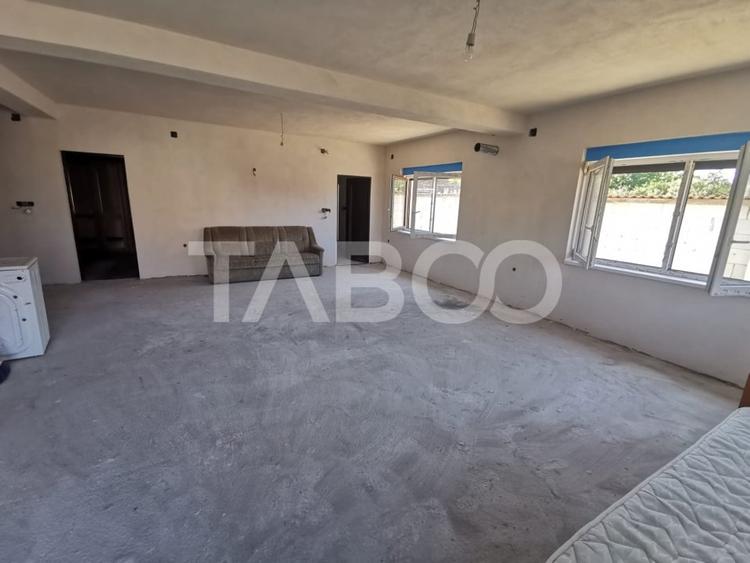 Casa individuala cu 5 camere in localitatea Miercurea Sibiului - 3