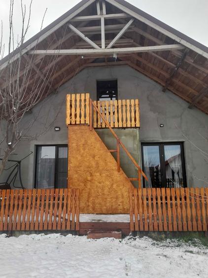 Particular vand casa in comuna Berceni - 6