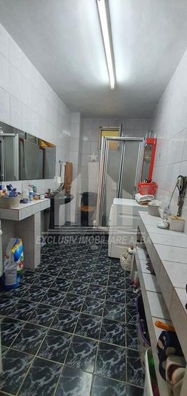 Casa individuala | 320 mp | 750 mp teren | Toate utilitatile | Cetate - 10