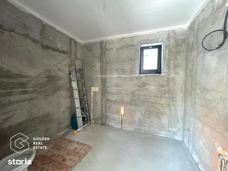 Casă cu 4 camere cu Teren 376 Mp în Vladimirescu