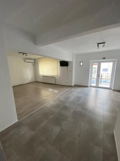 Vand inchiriez spatiu comercial 85 mp Calimanesti - 9