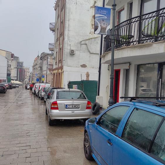 Spatiu Piata Ovidiu, Traian 11, Renovat - 1