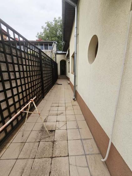 Casă 3 camere de închiriat, zona Centrală–ideală pentru salon/birouri - 15