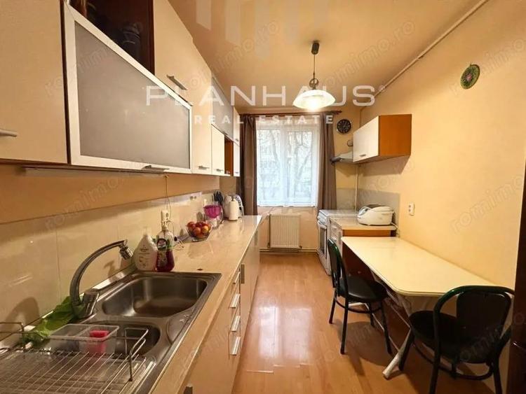 Apartament 3 camere -Parter inalt, zona Drago? Voda - 1