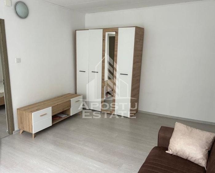 Apartament cu 2 camere,etajul 1, mobilat,centrala proprie,zona Sagului - 1