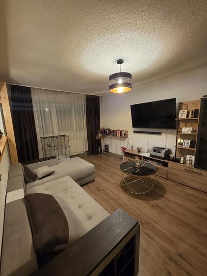 Vand apartament 2 camere Republicii - 1