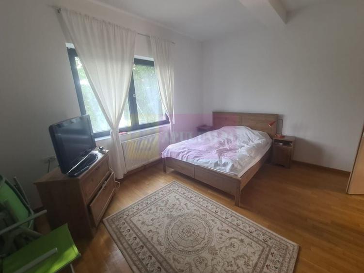 Vila de vanzare cu 6 camere in Cornu (teren 6.600 mp) - 22