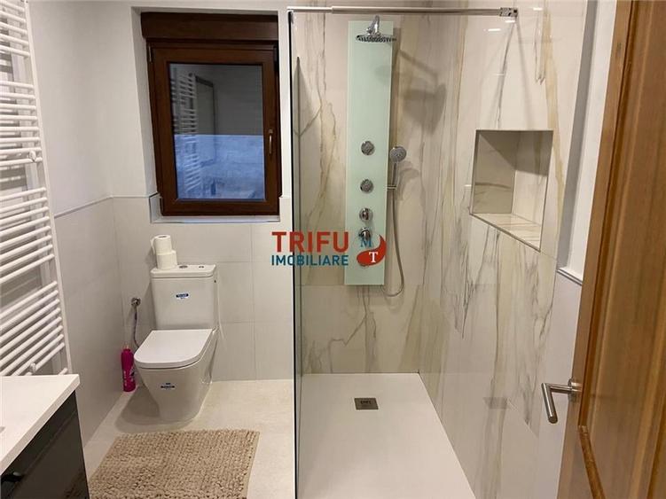 Casa 7 camere de vanzare 1000mp teren zona Schit - 12