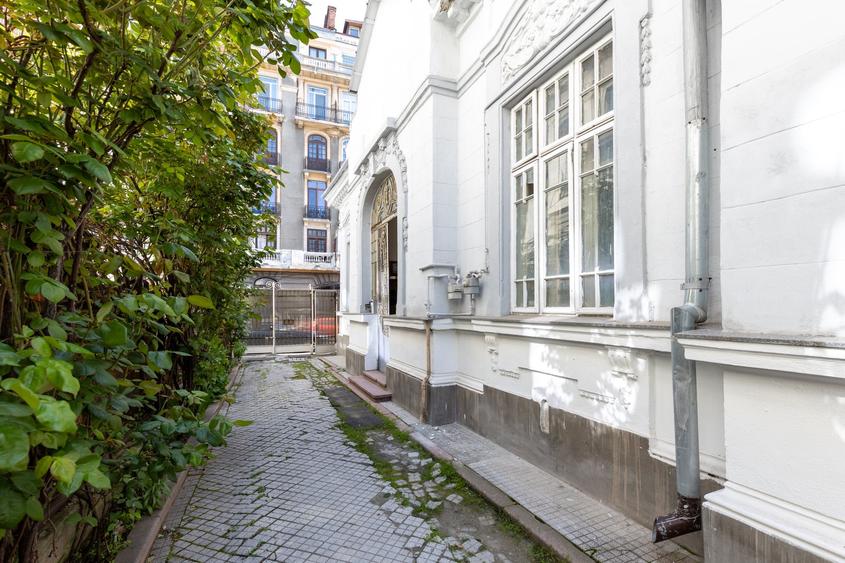 Calea Victoriei vila spatioasa cu arhitectura - 2