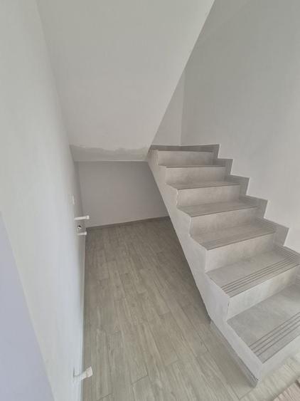 Vila cu 4 camere+pod locuibil,finisaje la alegere,disponibila mutare - 10