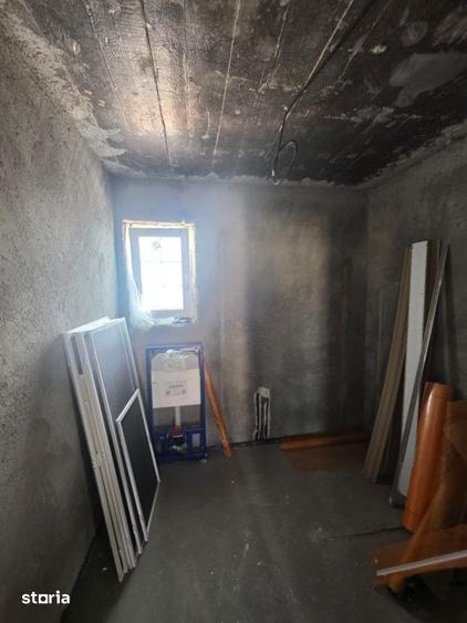 Casă cu 3 camere decomandat cu Teren 394 Mp în Central