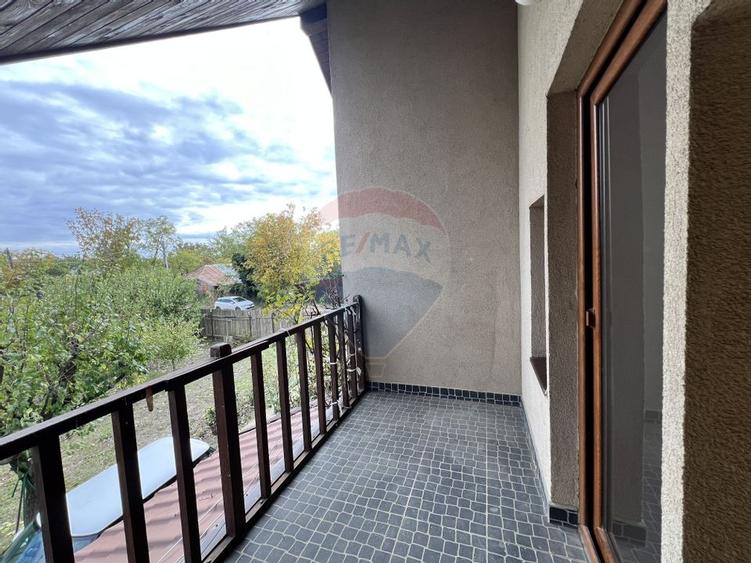 Casa de lemn cu teren generos de 1312 mp de vanzare in Fundulea - 29