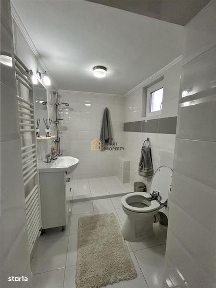 De vanzare casa 4 camere Cantemir - 8