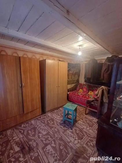 De vanzare casa batraneasca, locuibila, teren 3751 mp, 29.500 euro - 2